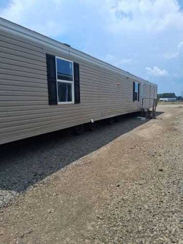 2018 CLAYTON 3-Bedroom Manufactured Home — Searcy, AR in Searcy, AR
