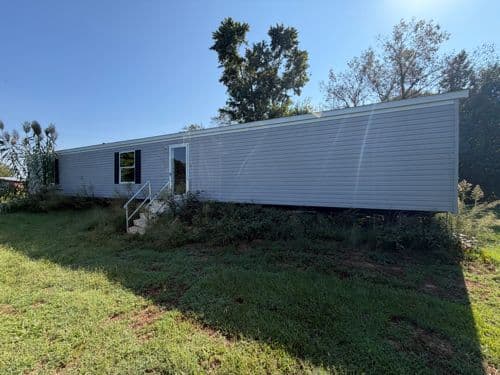 2025 CHAMPION 3-Bedroom Manufactured Home — Magnolia, KY in Magnolia, KY