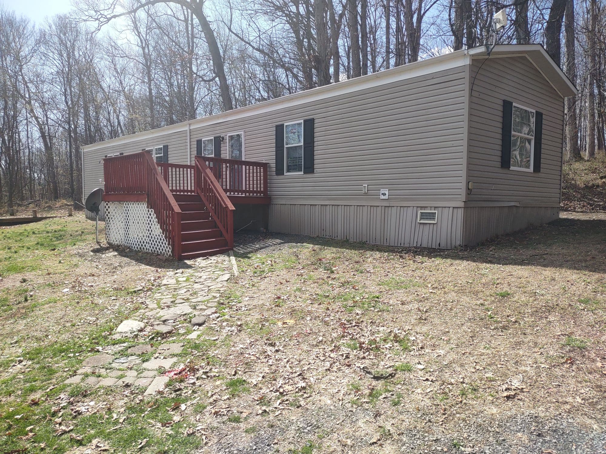 2012 3-Bedroom Manufactured Home — Timberville, VA in Timberville, VA