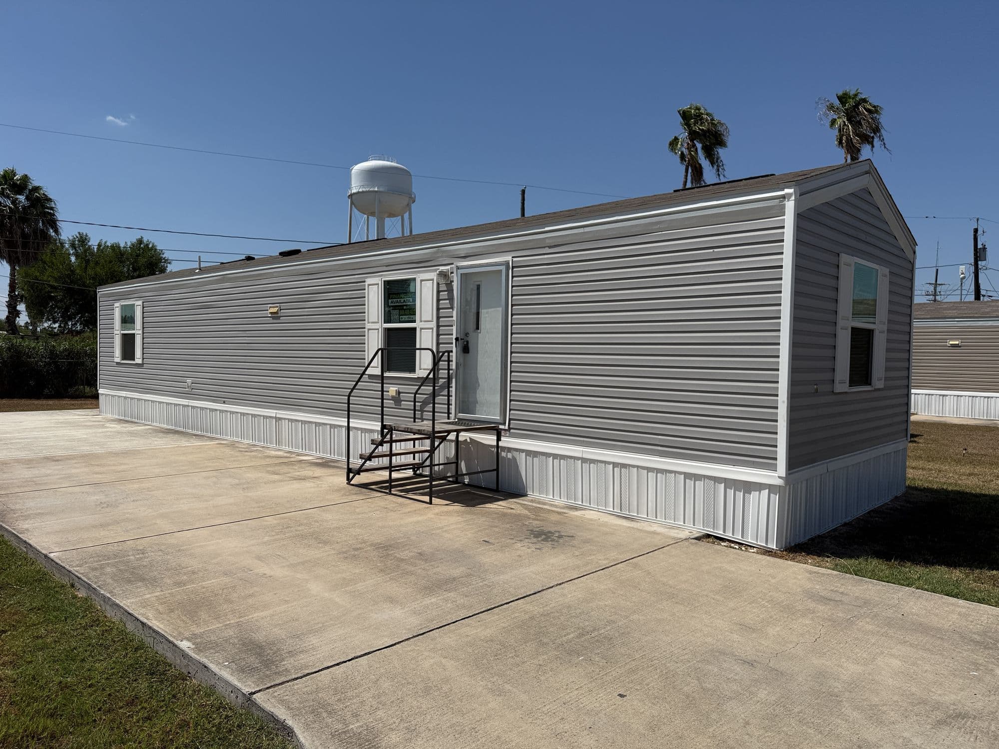 2024 2-Bedroom Single Wide Home in La Feria, TX | Rolling Residence in La Feria, TX