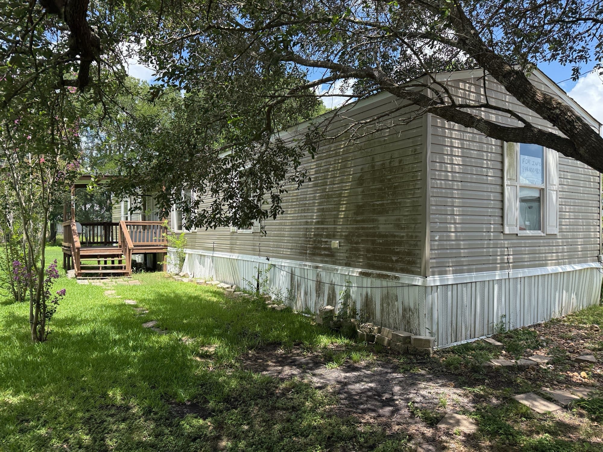 2015 The Breeze 3 Bedroom Manufactured Home for Sale in Vanderbilt, TX | Rolling Residence in Vanderbilt, TX